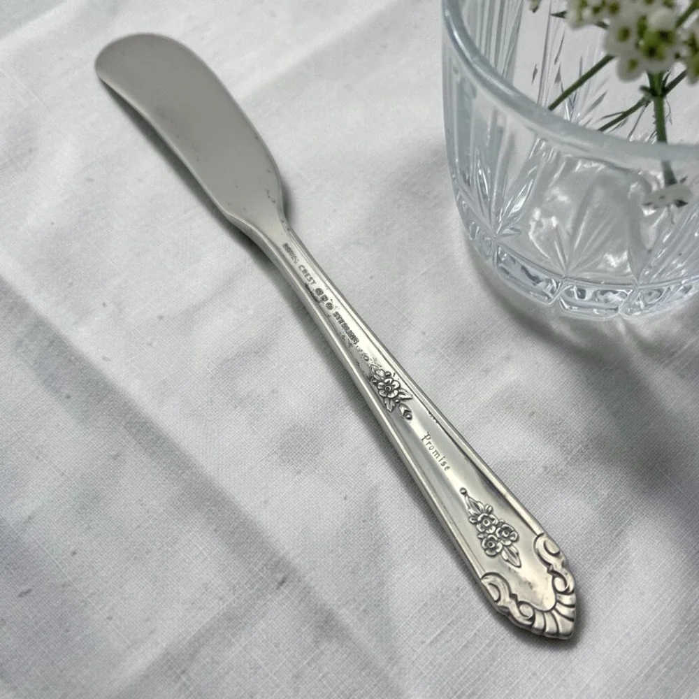 Royal Crest Sterling Silver 92.5% Butter Spreader 